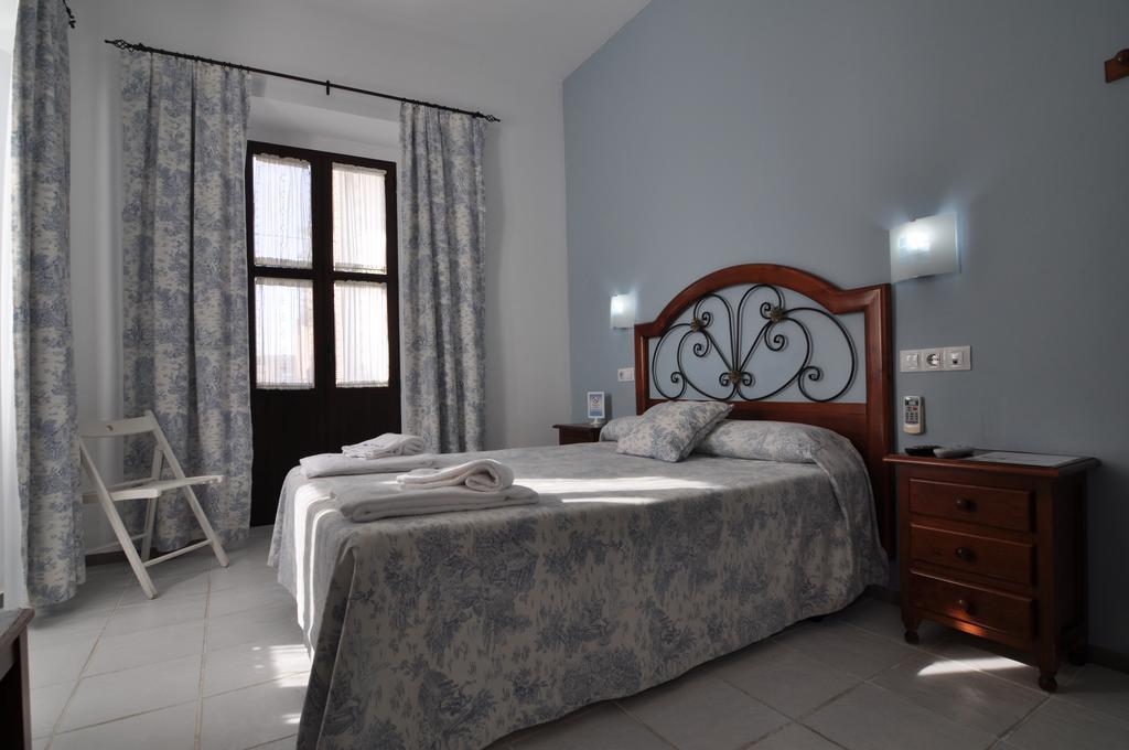 Hostal Azahar Cordoba Exterior photo