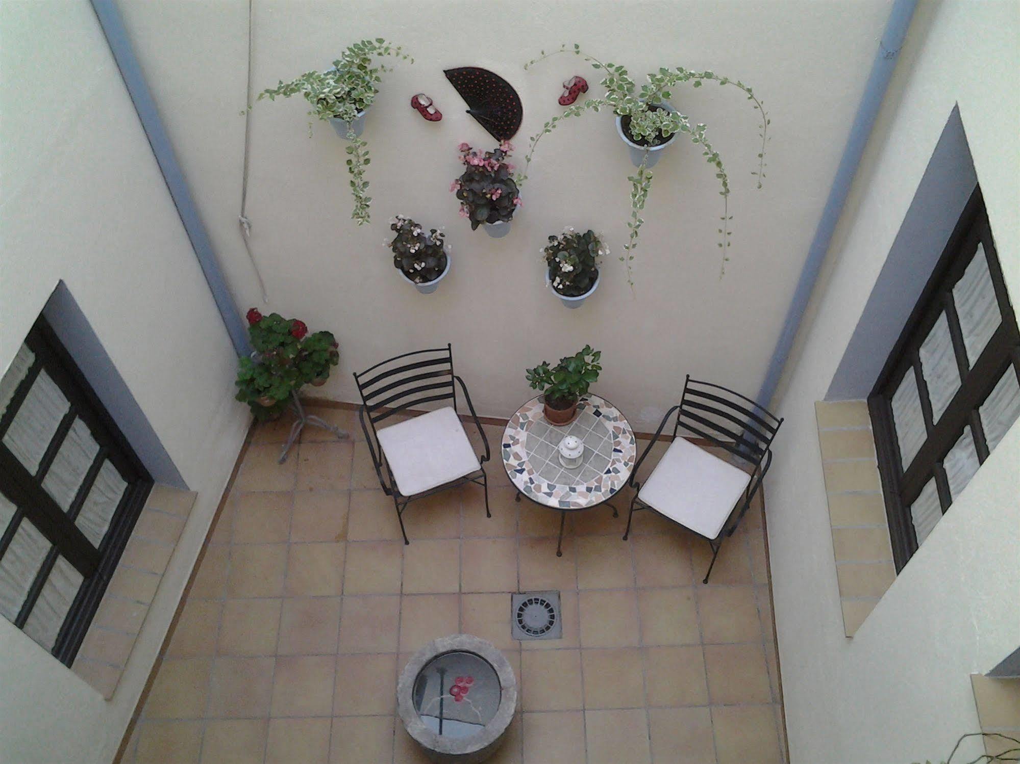 Hostal Azahar Cordoba Exterior photo